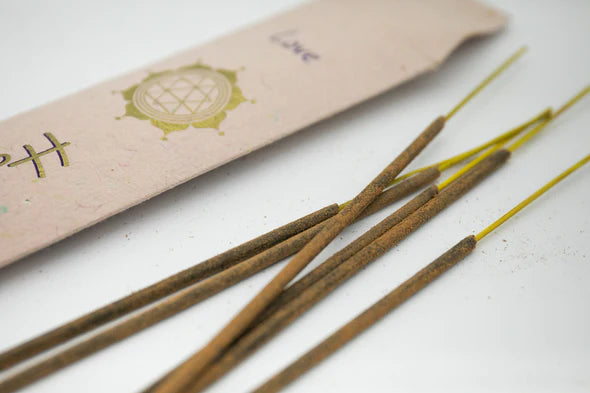 HOLY SMOKE ECO INCENSE PACKET / / LOVE