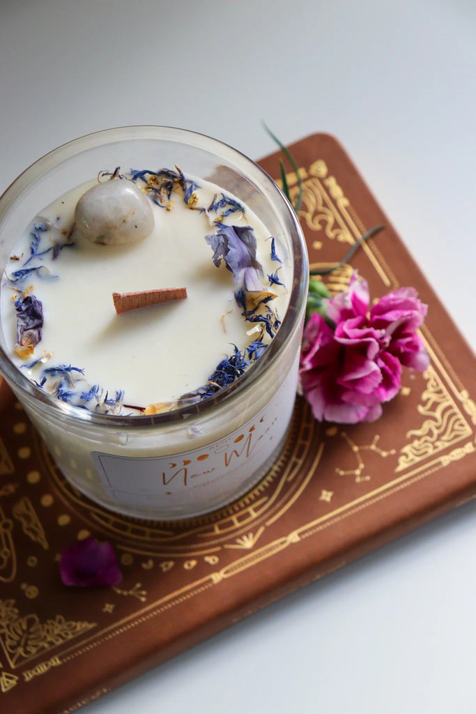 NEW MOON / / REMI MOON CANDLE